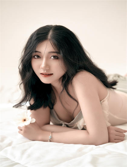 看《贺先生的恋恋不忘》前必读：观看攻略帮你把握情感线索与心理变化 提高审美能力